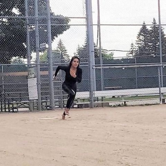 Meet your Posher, Medu - Picture 1 of 1